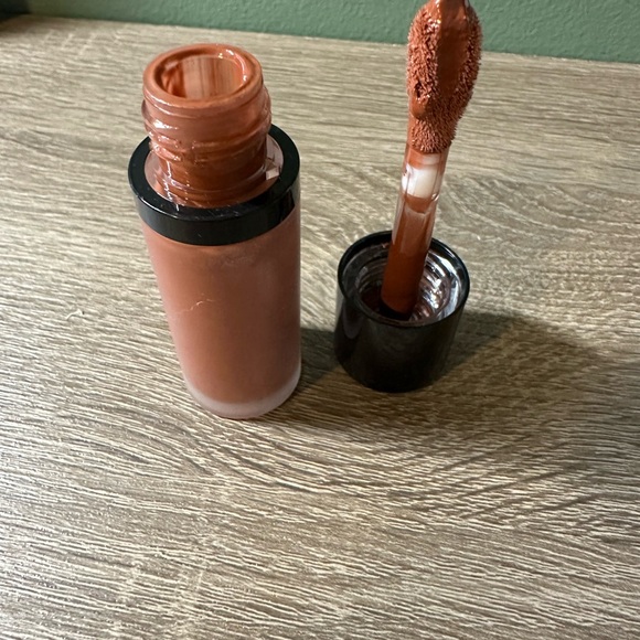 Saie Dew Blush Blendable Liquid Blush - Spicy - Picture 3 of 6